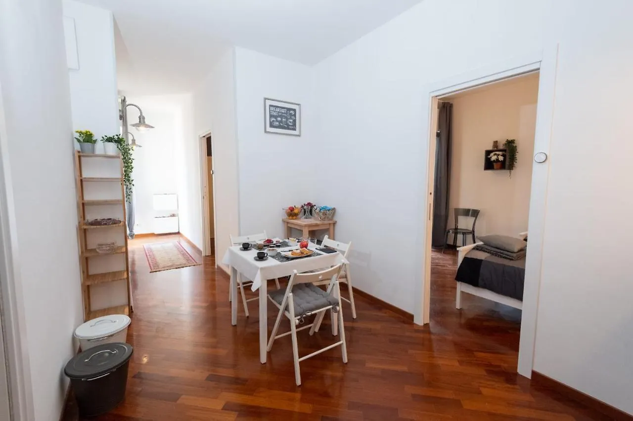 Suite184 Bari 0*,  Italy